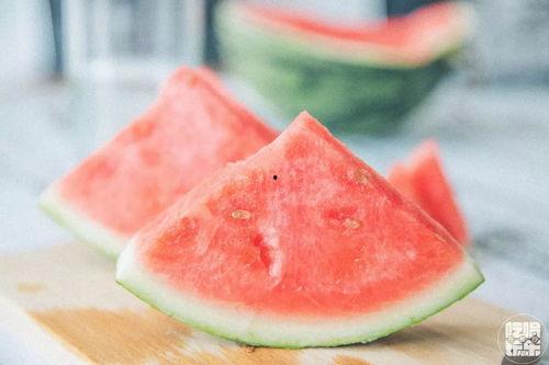 长沙表弟吃瓜,揭秘街头巷尾的美食风情