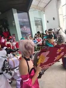 漫展现场吃瓜事件,一场意外的“瓜田”风波