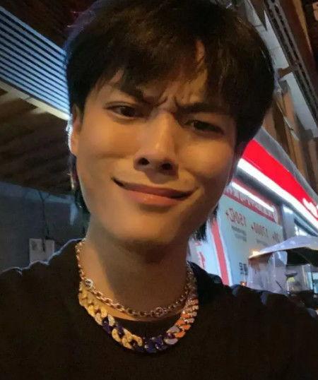 小杨哥商务吃瓜,揭秘职场背后的那些事儿