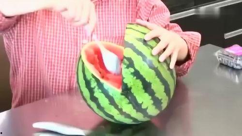 最近网上吃瓜的视频