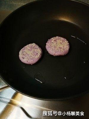 近期热门吃瓜事件饭店,揭秘近期热门饭店吃瓜风波