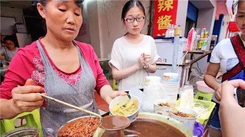 老三吃小瓜,一场舌尖上的夏日盛宴