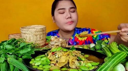 瓜姐吃虾饼趣事,趣味横生的美食之旅