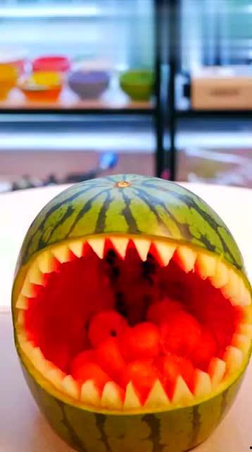 吃瓜两两,揭秘娱乐圈幕后真相