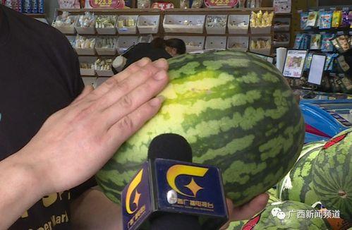 吃瓜到警局,一场意外引发的警民互动