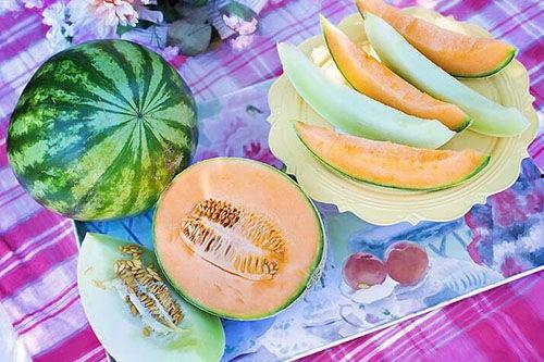 梦见吃半个瓜,半瓜之谜，探寻潜意识中的瓜意深意